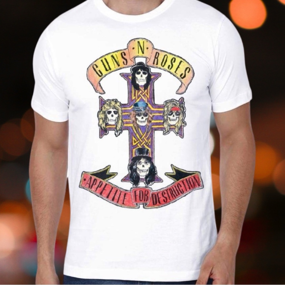 Guns & Roses T Shirt “Appetite For Destruction”Front Graphics of Band Logo. NWT